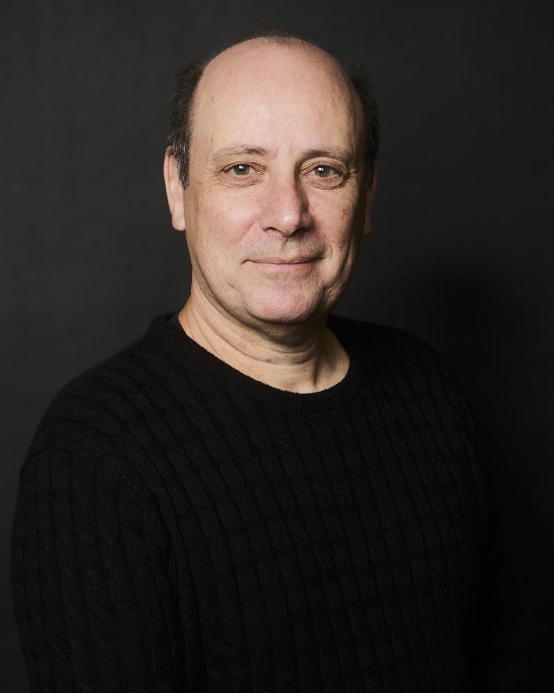 Dr. Darren J.N. Middleton